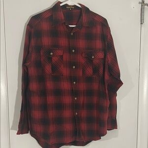 ☃️Red and Black Plaid Casual Button Down Shirt❄️